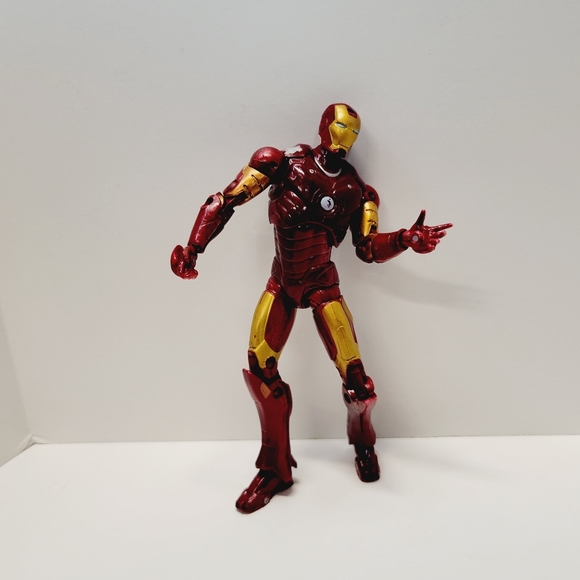 Marvel Legends 6" Iron Man Movie Mark III Action Figure - Picture 1 of 10